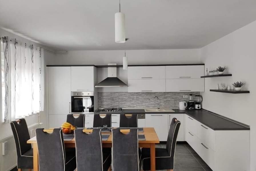 M&S&N Apartment Grabovac  Bagian luar foto