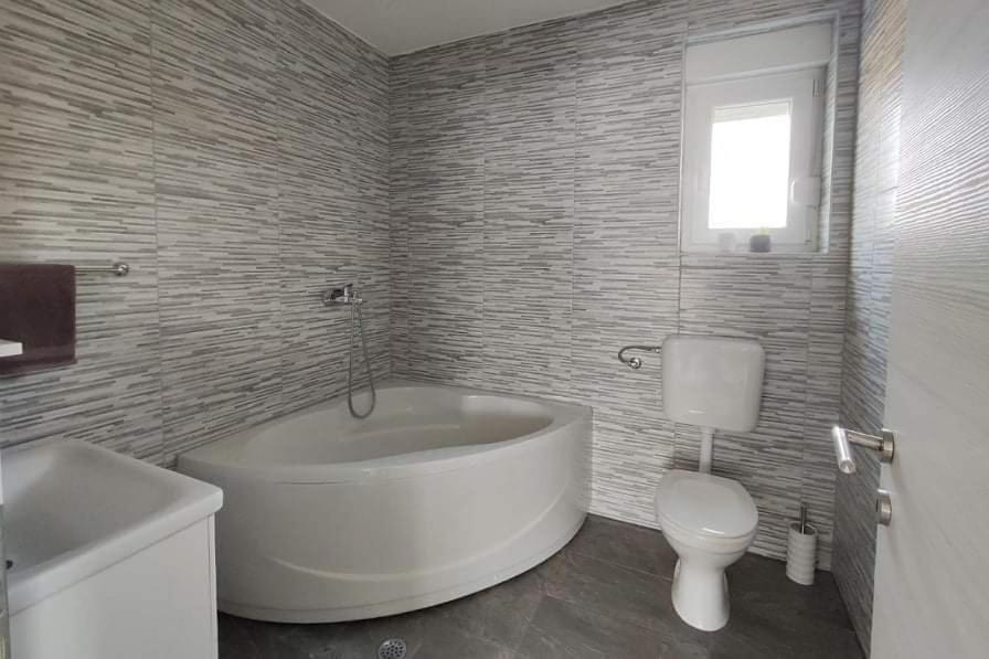 M&S&N Apartment Grabovac  Bagian luar foto