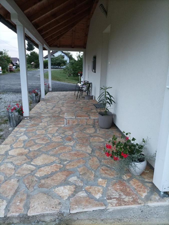 M&S&N Apartment Grabovac  Bagian luar foto